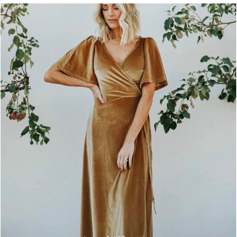 Baltic Born Mustard Gold Velvet Maxi Wrap Dress Short Sleeve V-Neck Size M